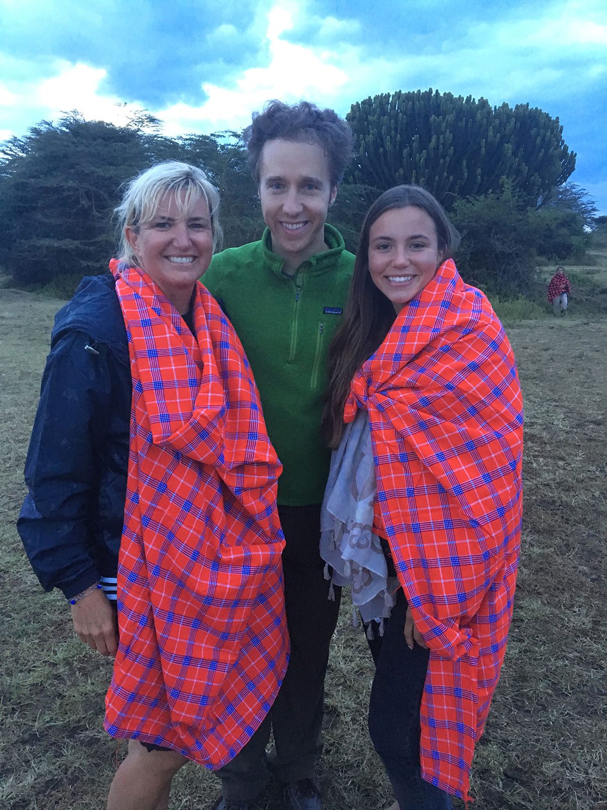 Carolyn and Alyz with Craig Kielberger