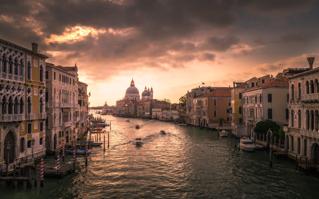 Women’s Travel Tip: Enjoy Sunset at the Zattere in Venice, Italy