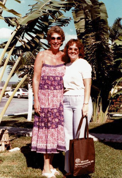 Dee Kurtzer on her first family trip to Cancun in 1981