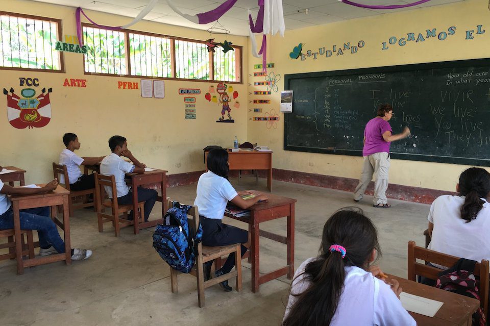 Jane teaching an English class in Peru
