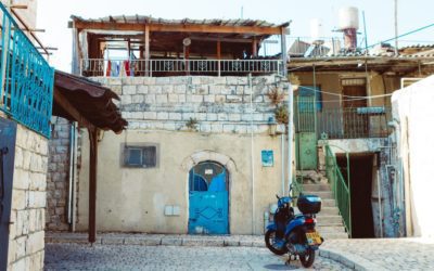 Mother-Daughter Misadventures: Stranded in Safed, Israel