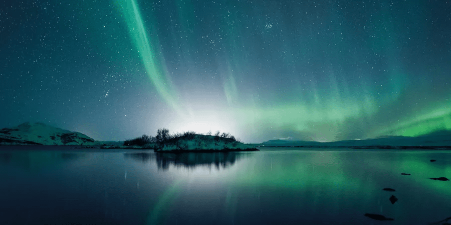 Scenic Iceland & the Northern Lights Last Minute Solo Travel Deals