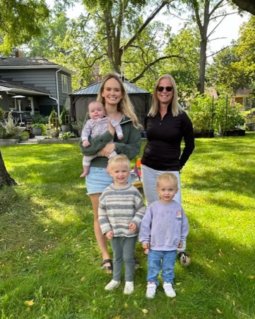 Kathy Buckworth with daughter Tory, and grandkids