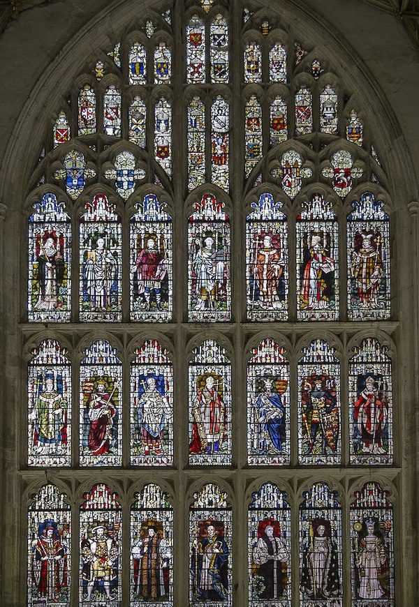Stained glass depicting kings and queens 