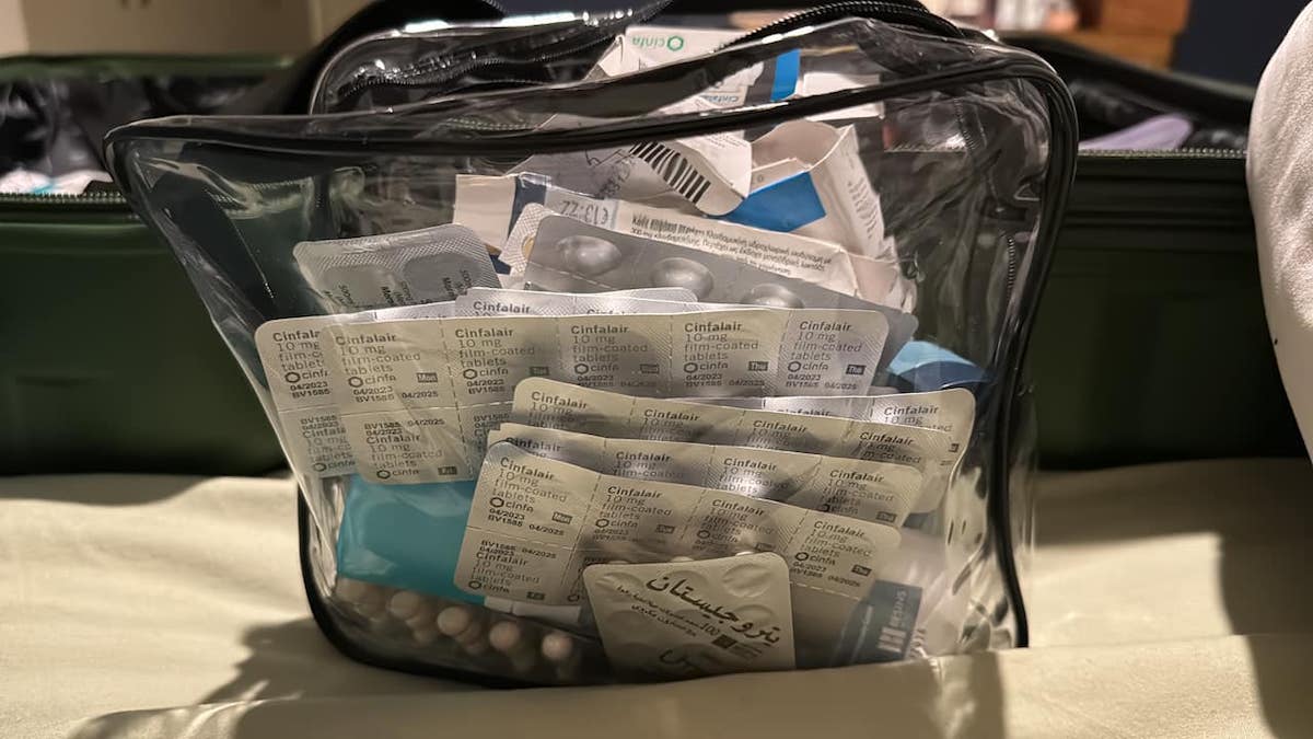 How to travel With medication, with a full bag of medicine