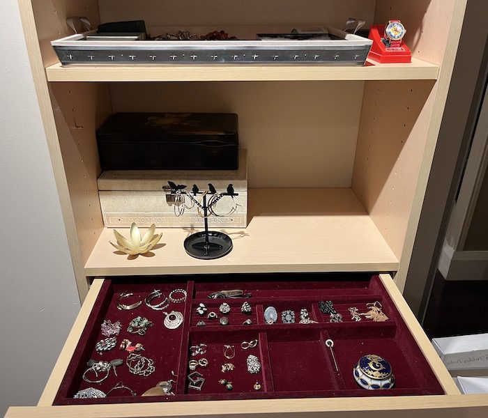Jewelry box after being tidied and organized