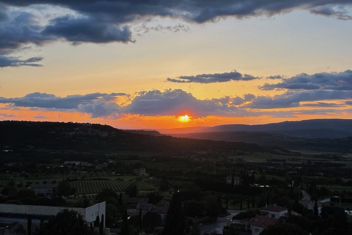 Watching the sun set over the mountains of the Luberon in Bonnieux