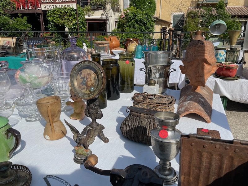 Each Sunday, the riverbanks of Isle-sur-la-Sorgue are home to a much-loved antiques market.