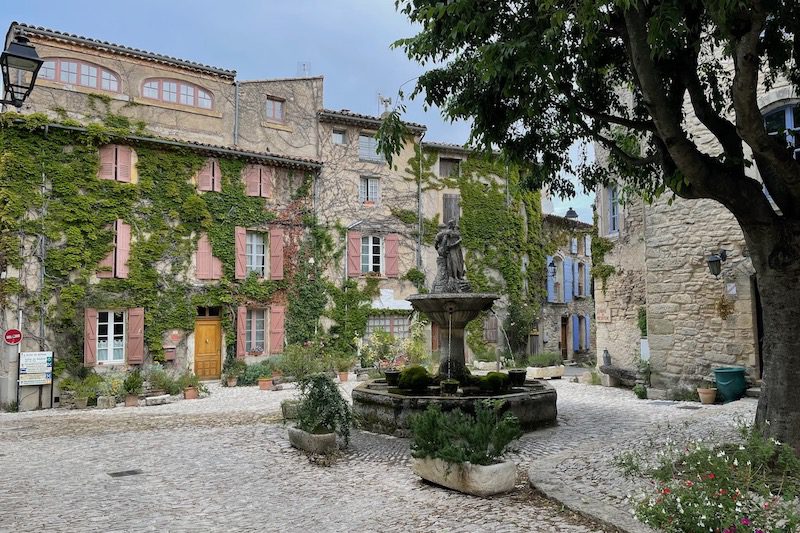 The less frequented but delightful village of Saignon