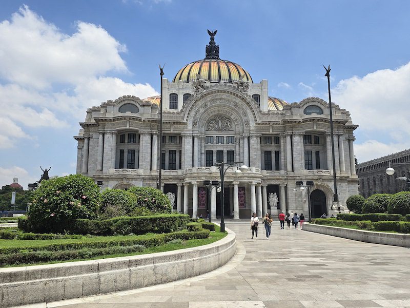 The Palacio de Bellas Artes in Mexico City