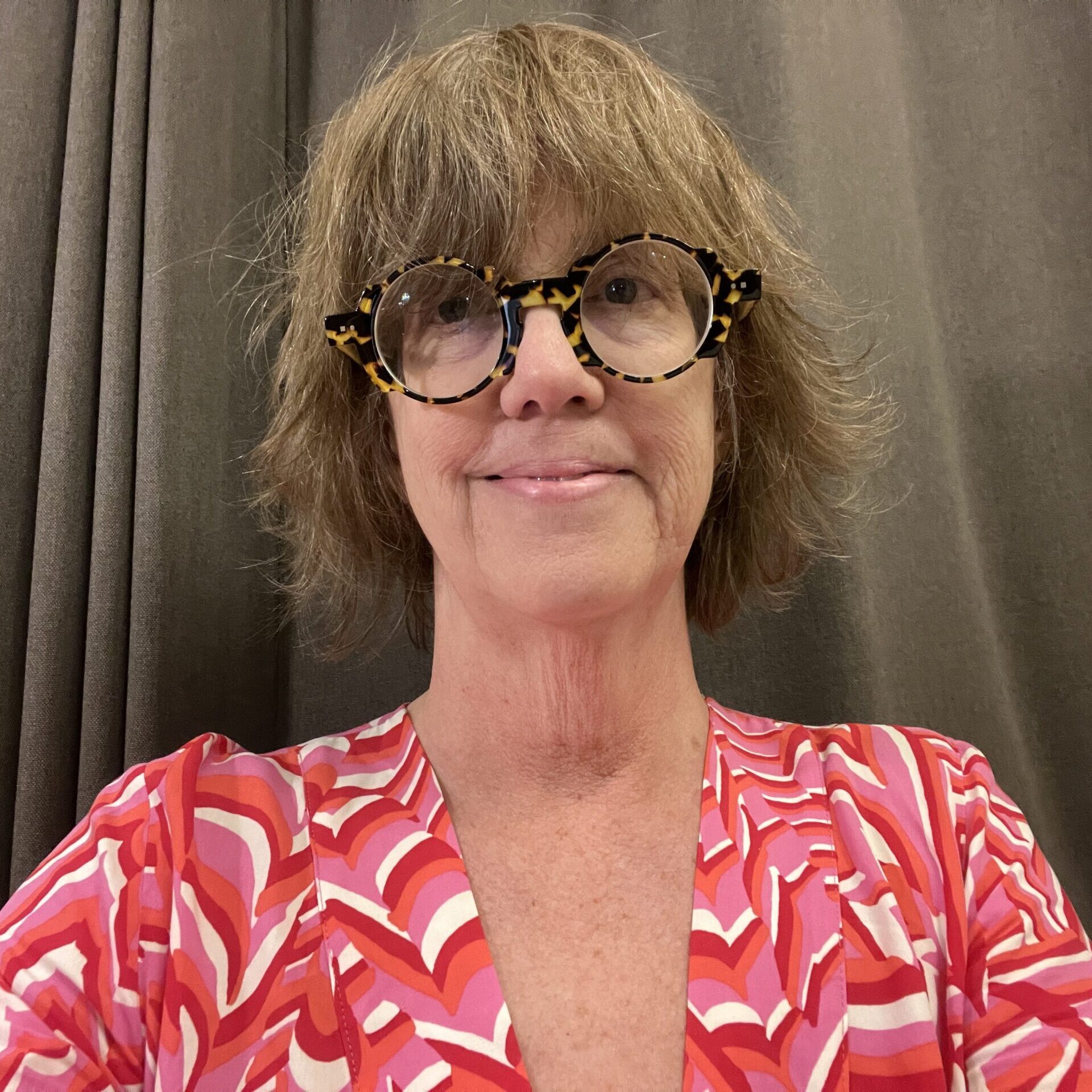 jennifer bain travel writer Journeywoman Jennifer Bain photo travel writer JourneyWoman
