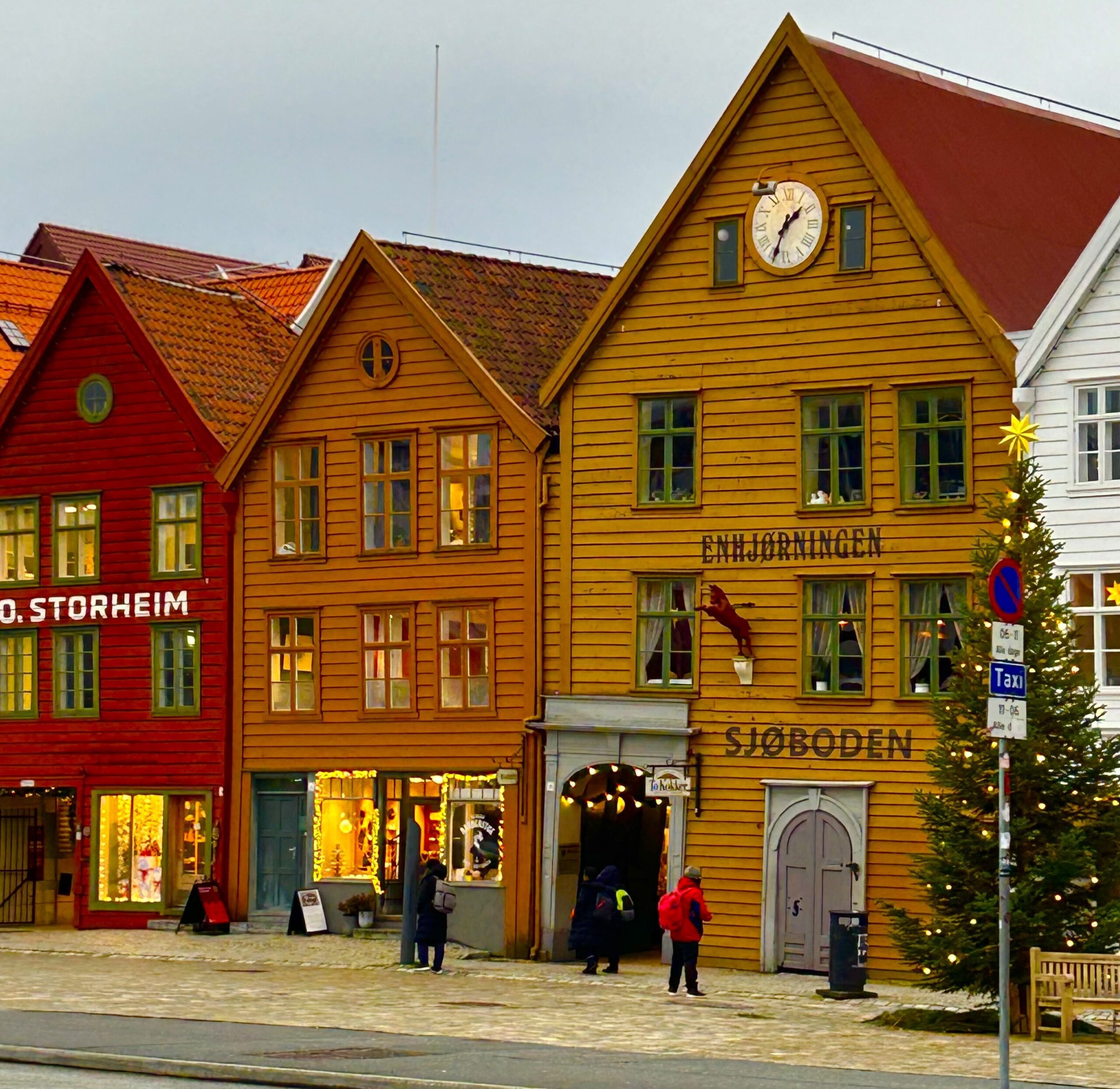 bergen bryggen ray bergen norway unesco wooden houses