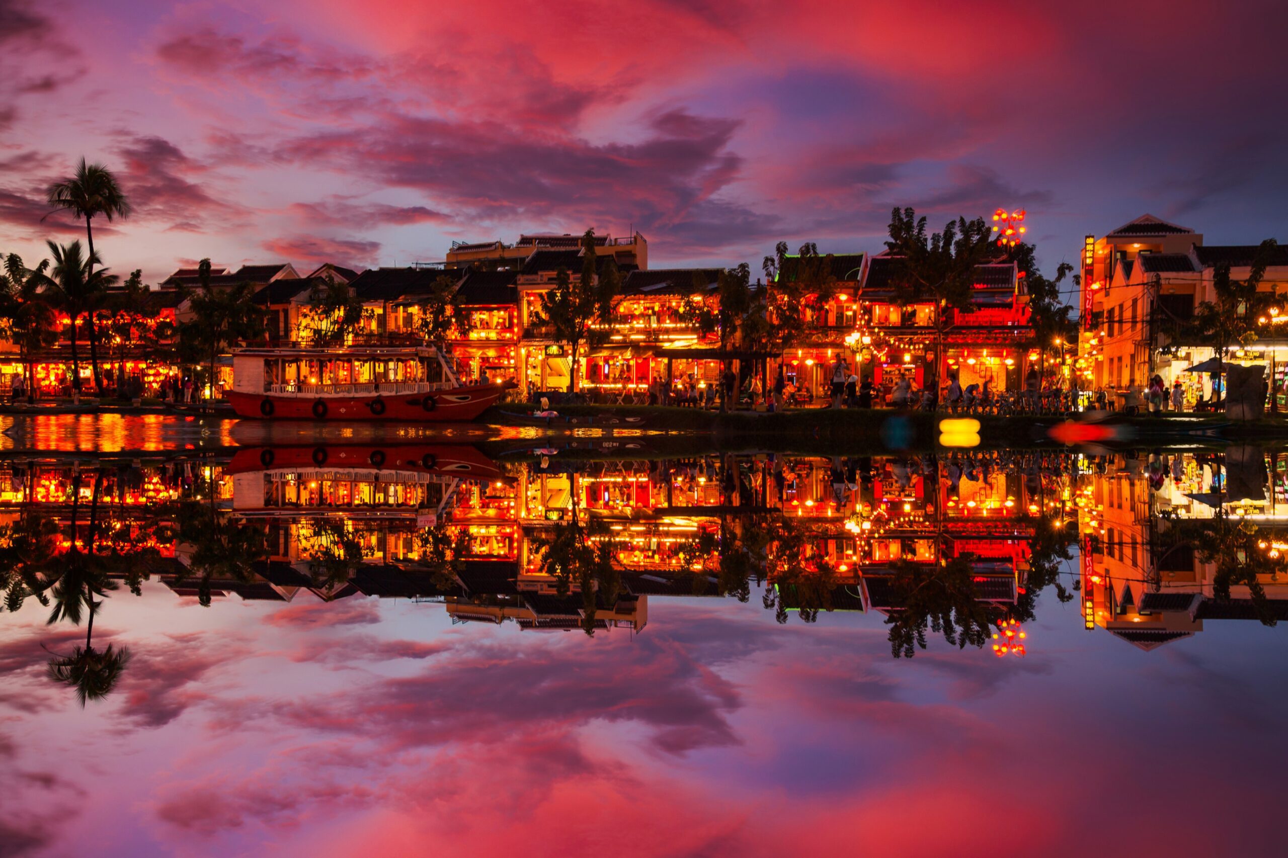 traditional-boats-in-front-of-ancient-architecture-2025-01-09-01-19-07-utc (1) vietnam hoi an explore