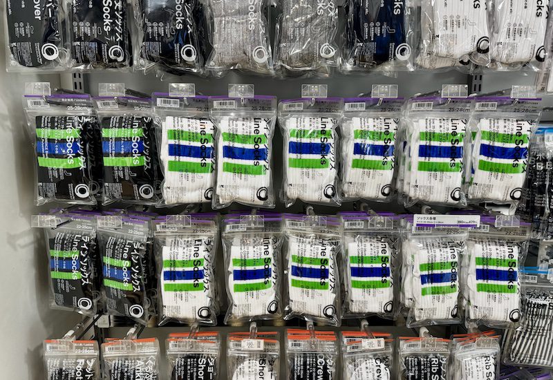 Iconic line socks from FamilyMart
