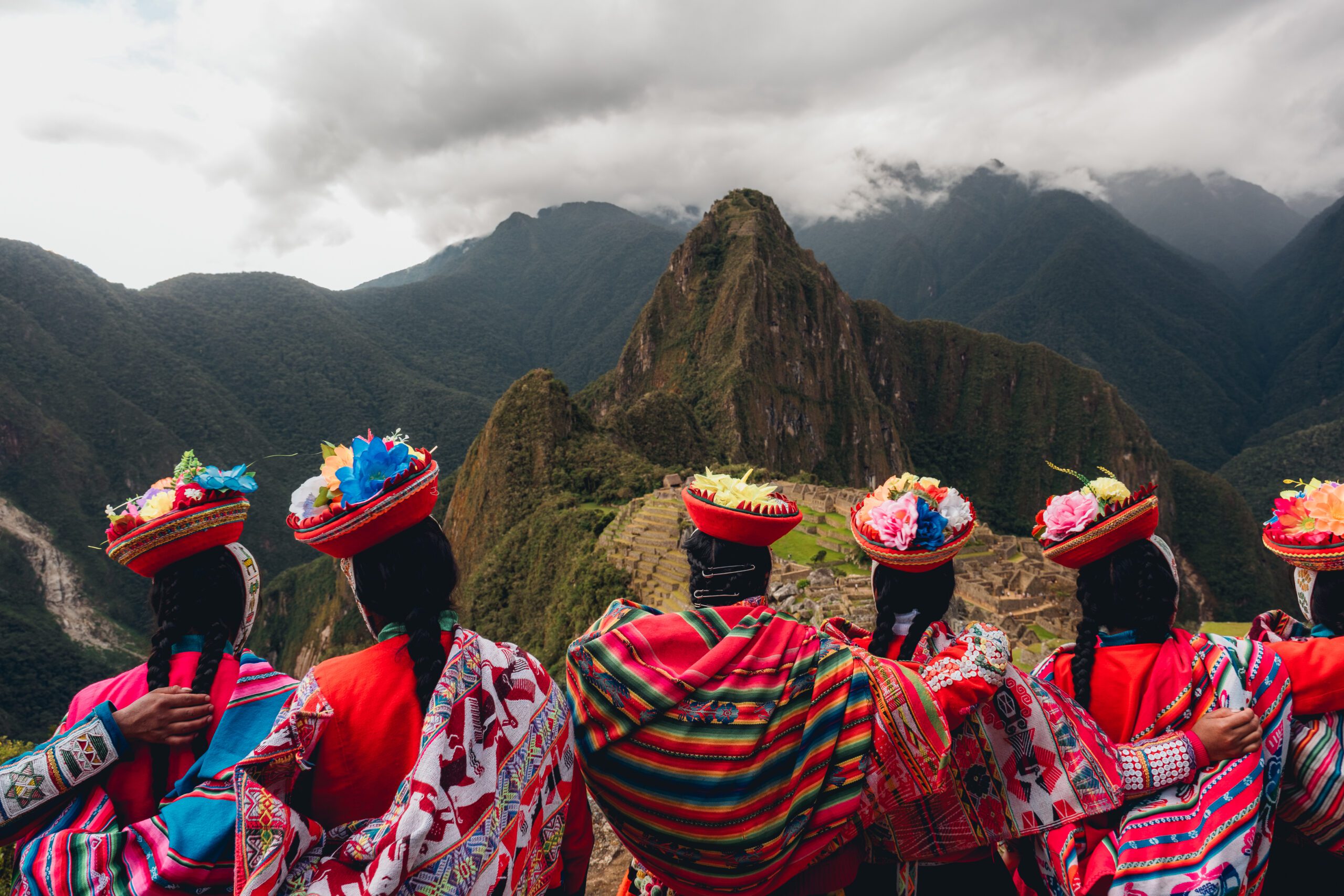 Intrepid-Travel-Peru-Machu-Picchu-women-of-Sacred-Valley-6485-10 women linking arms in peru intrepid travel
